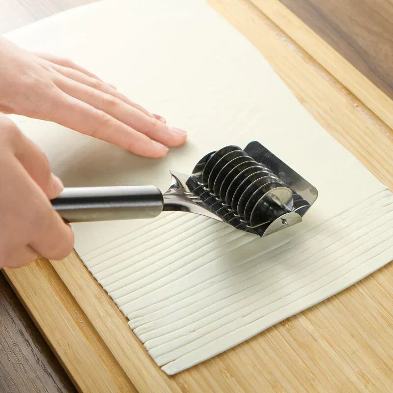 Stainless Steel Noodle Maker – Manual Pasta Roller