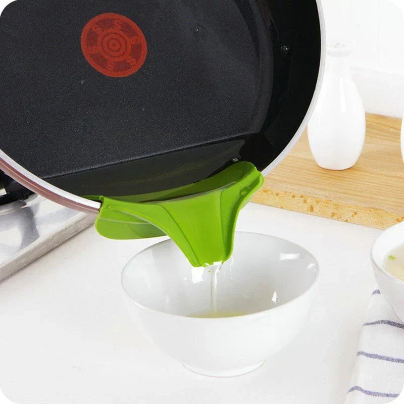 Silicone Soup Funnel – Flexible Kitchen Pouring Tool
